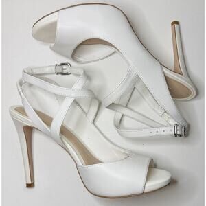 Gianni Bini White Leather Peep Toe Stiletto 4” Heels Ankle Strap Size 8M